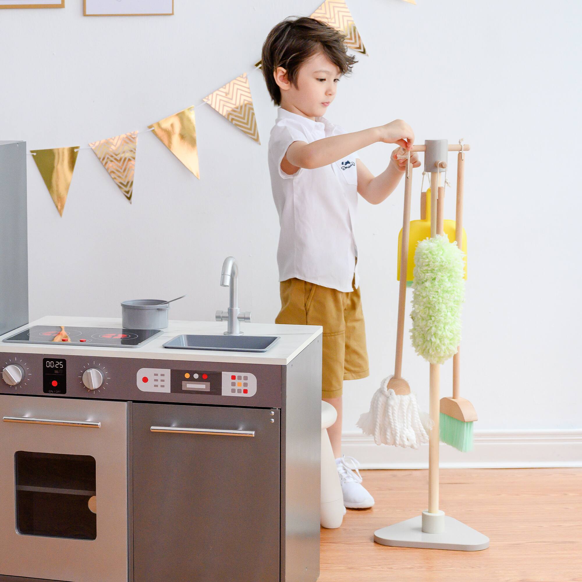 Front. Teamson Kids - Teamson Kids Little Helper 6-Piece Household Cleaning Set with Organizing Stand.