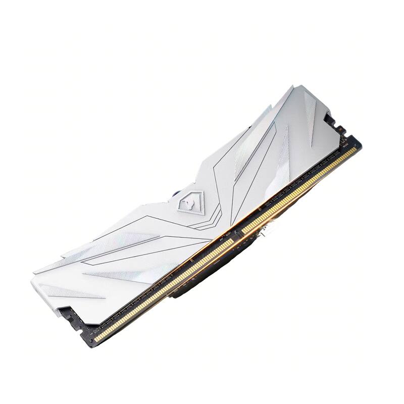 Front. Netac - Shadow II 8GB DDR4 3200MHz Desktop Memory UDIMM, CL16, White Heat Spreader - White.