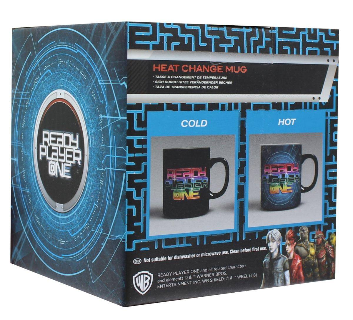 HEAT CHANGE MUG  
TASSE A CHANGEMENT DE TEMPERATURE  
SICH DURCH HITZE VERÄNDERNDER BECHER  
TAZA DE TRANSFERENCIA DE CALOR  

READY PLAYER ONE  
COLD  
HOT  

Not suitable for dishwasher or microwave use. Clean before first use.  

READY PLAYER ONE and all related characters © & ™ "WARNER BROS.  
ENTERTAINMENT INC. WB SHIELD: © & ™ "WBEL (s18)