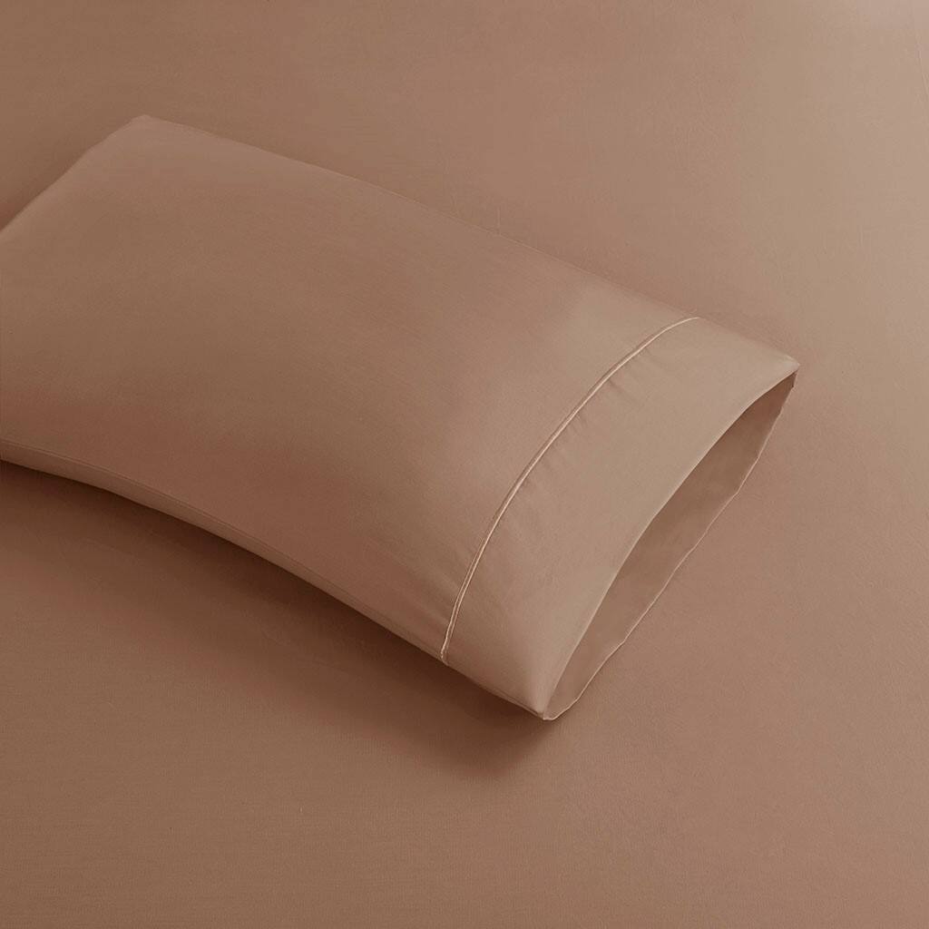Alt View 3. Gracie Mills - Gracie Mills Noelia 600 Thread Count Cotton Sheet Set - Rose Gold.