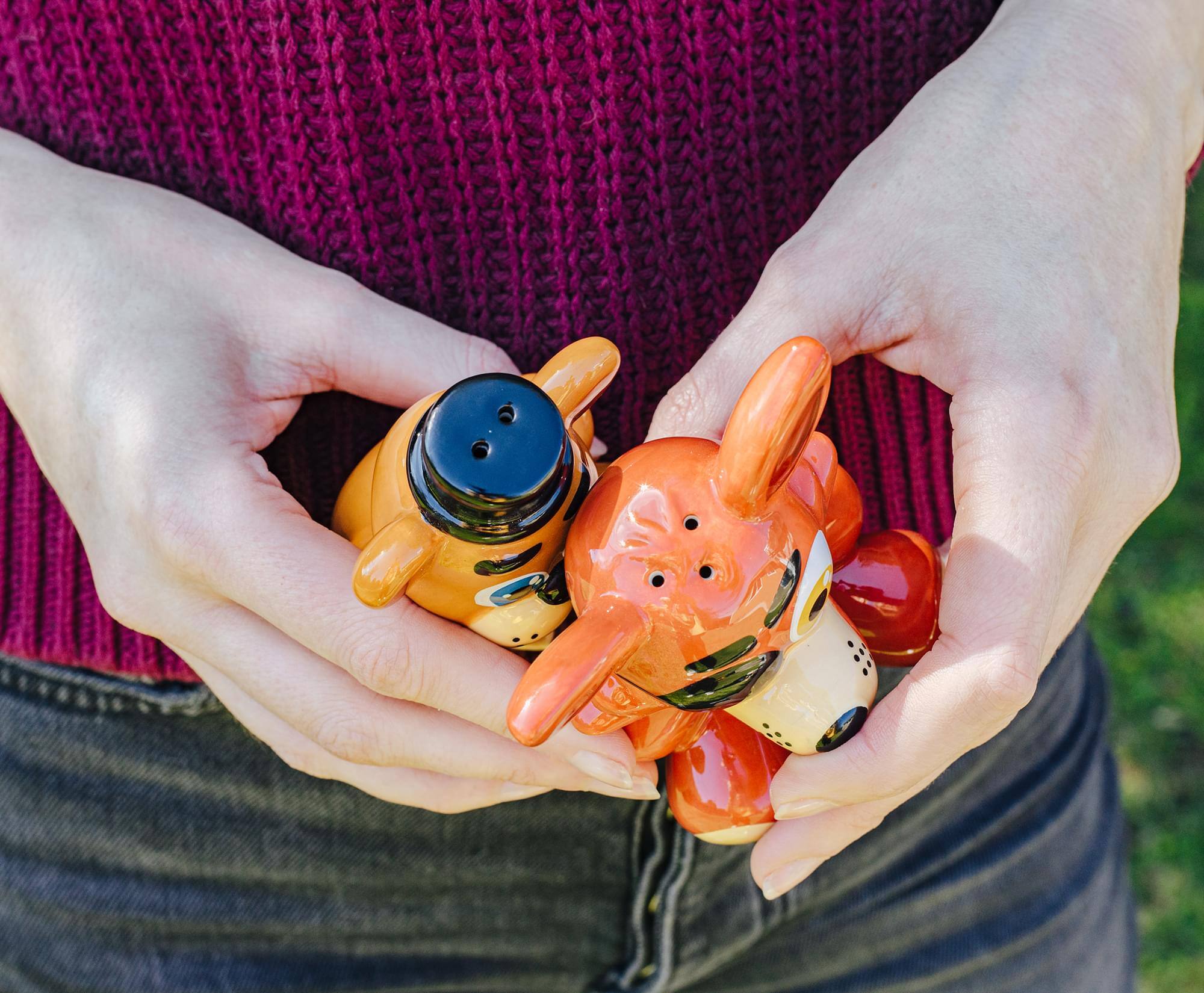 Alt View 5. Silver Buffalo - Five Nights At Freddy's Freddy and Foxy Ceramic Salt and Pepper Shaker Set - Brown.