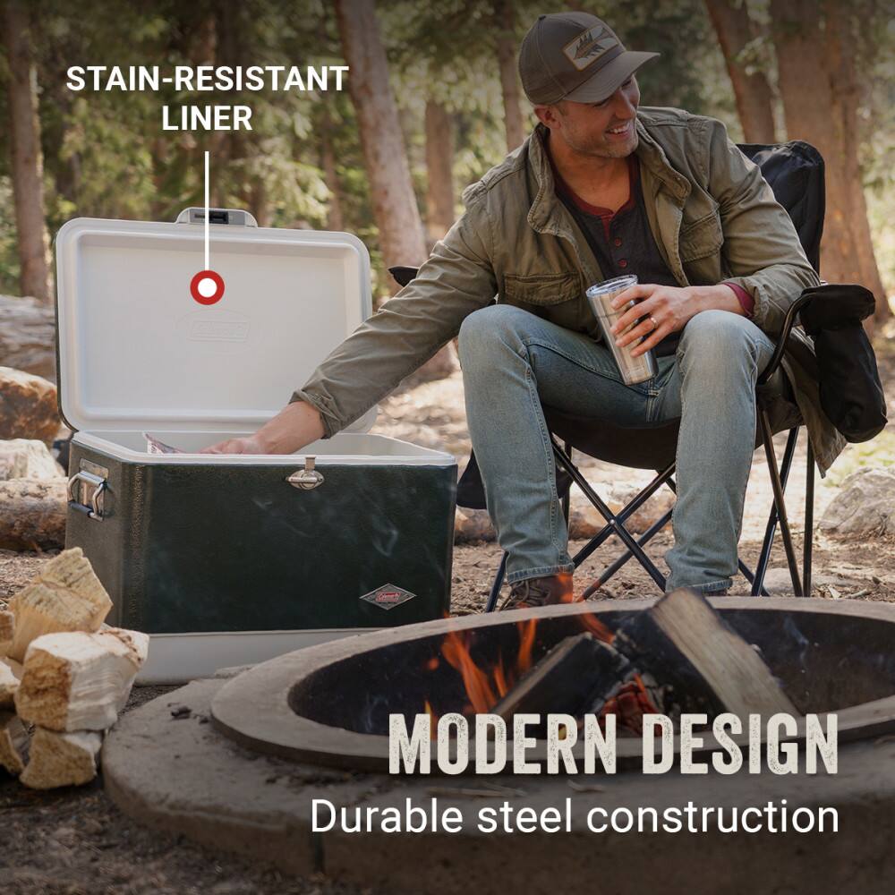 STAIN-RESISTANT LINER  
MODERN DESIGN  
Durable steel construction