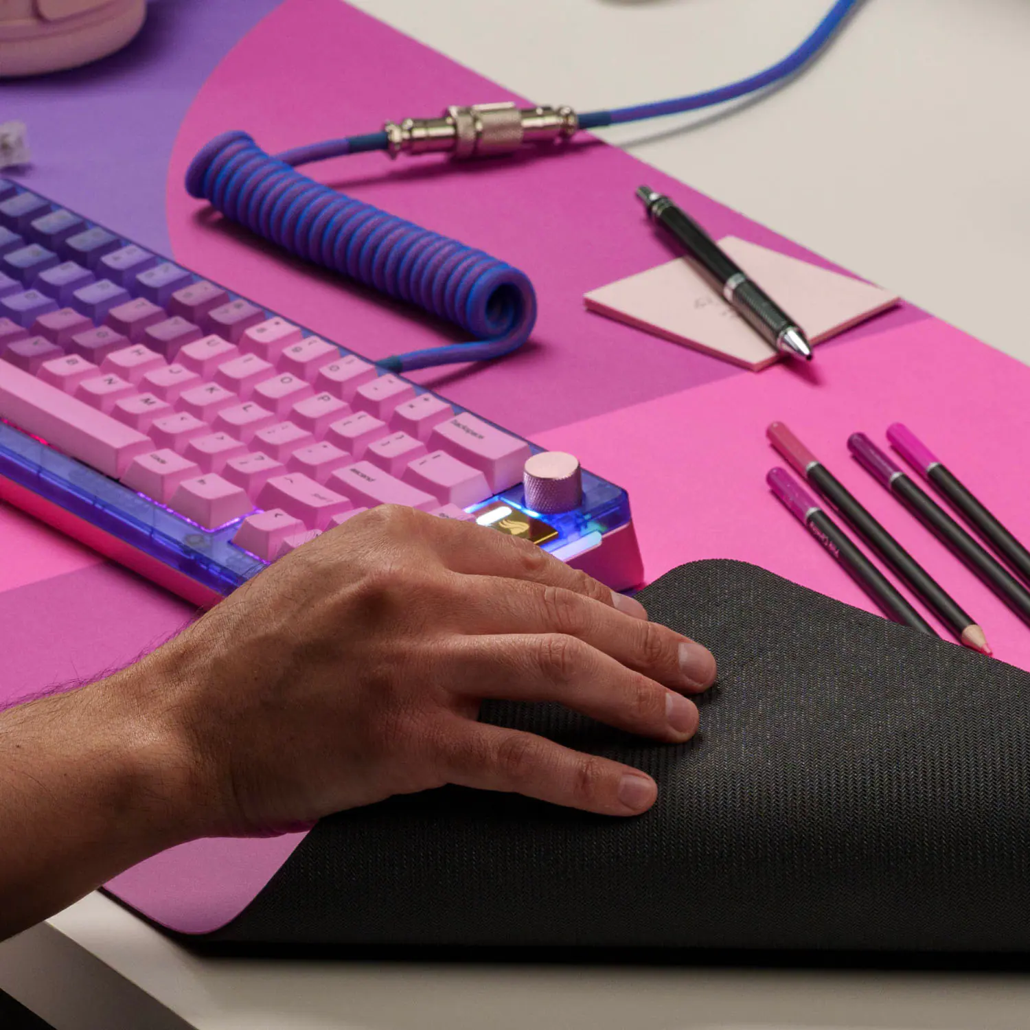 Alt View 5. Glorious - Edgeless Mouse Pad 2 XXL - Nebula.