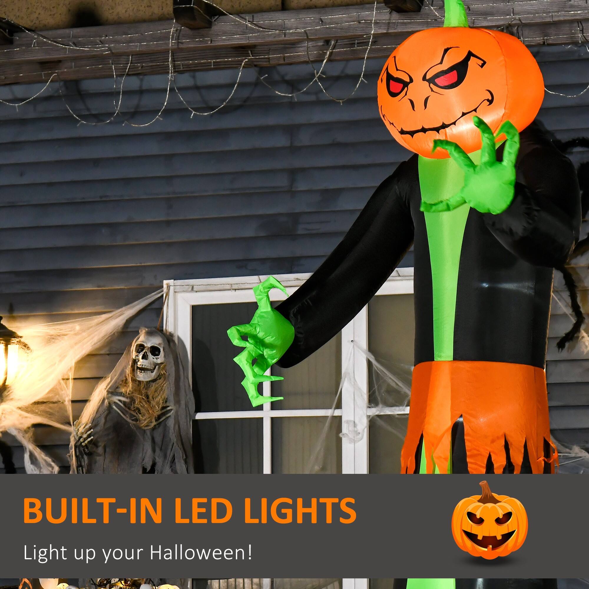 BUILT-IN LED LIGHTS  
Light up your Halloween!