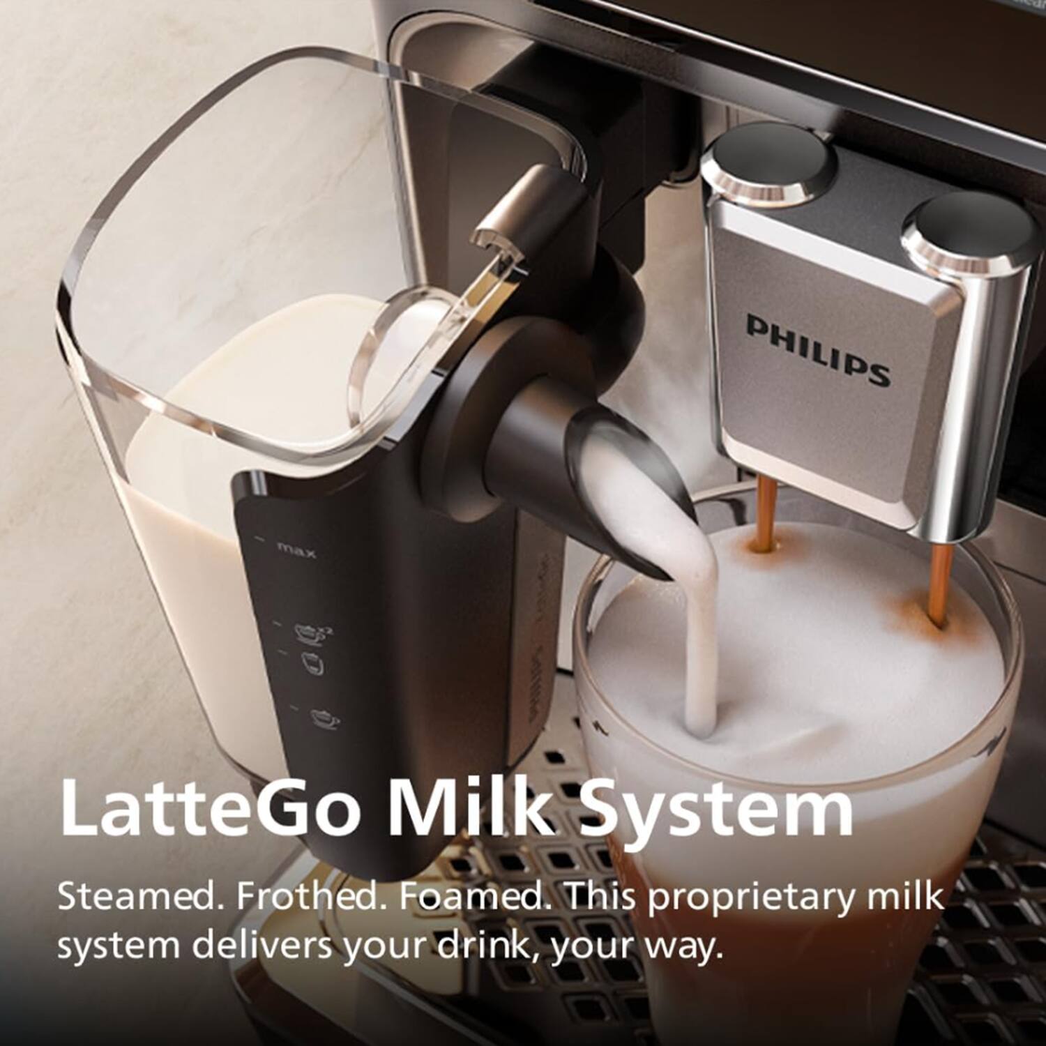 PHILIPS max LatteGo Milk System  
Steamed. Frothed. Foamed.  
This proprietary milk system delivers your drink, your way.