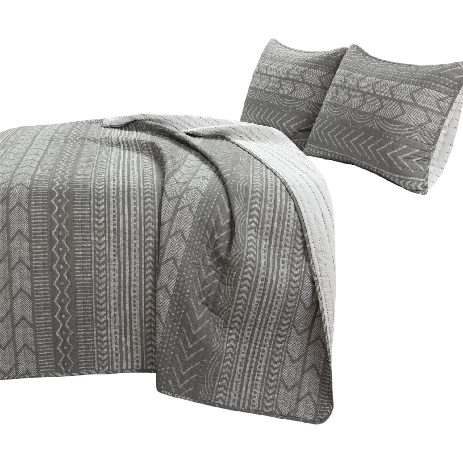 Front. SlickBlue - Scandinavian Chevron Stripe Reversible Cotton Quilt Set for Bedroom - Dark Grey.