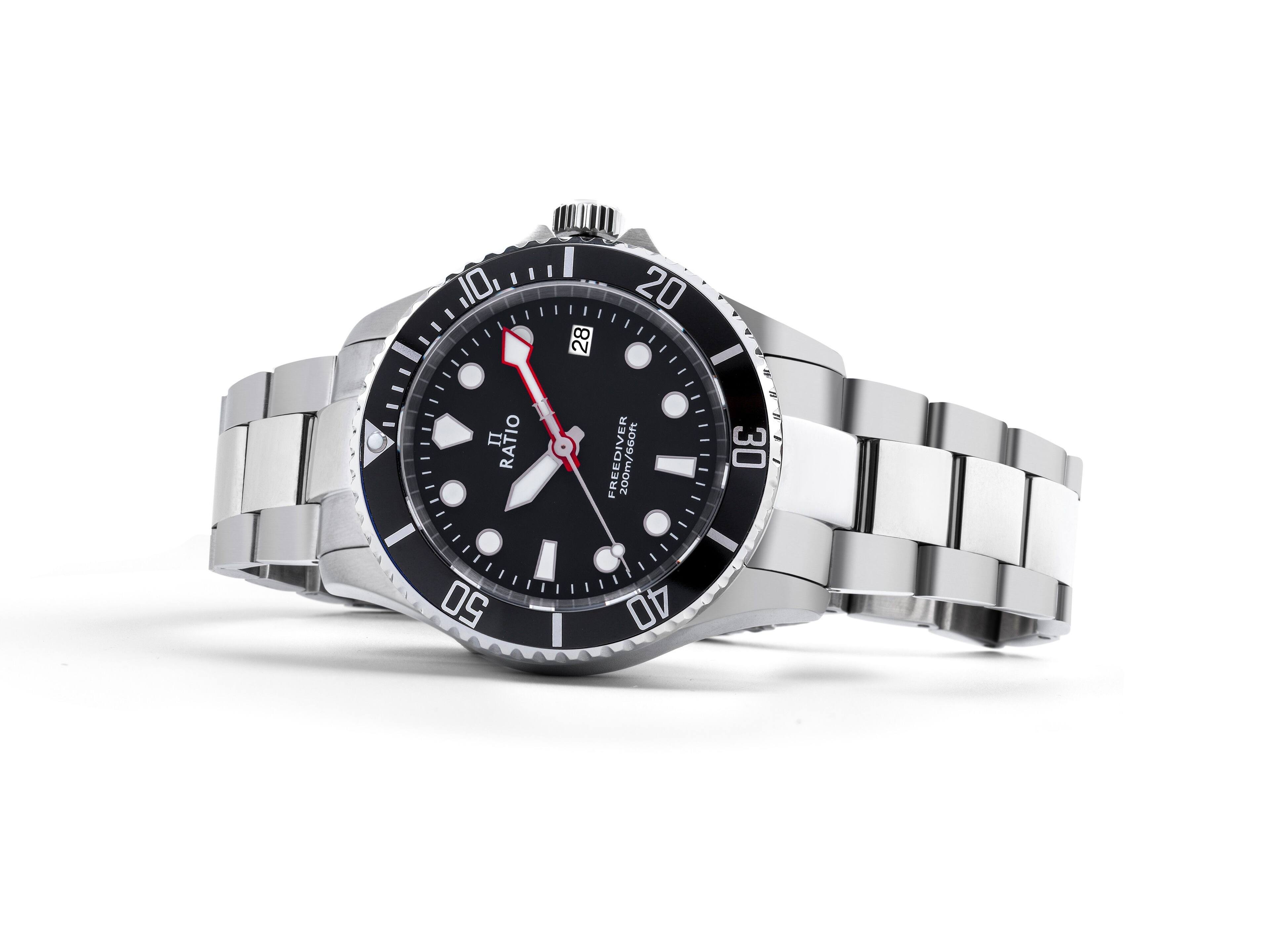 10 II RATIO 28 20  
4 FREEDIVER 200m/660ft  
30 50 OA