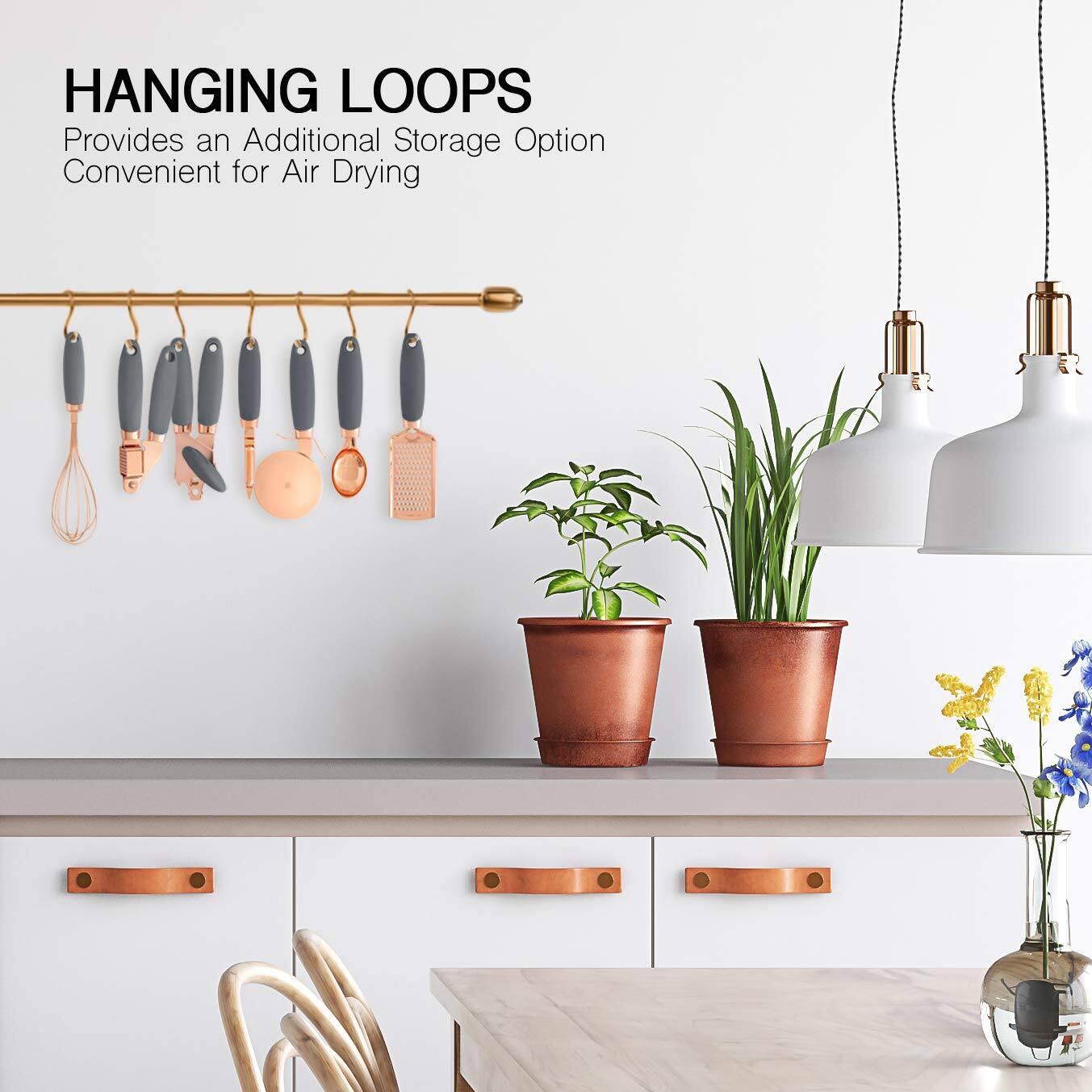HANGING LOOPS  
Provides an Additional Storage Option  
Convenient for Air Drying