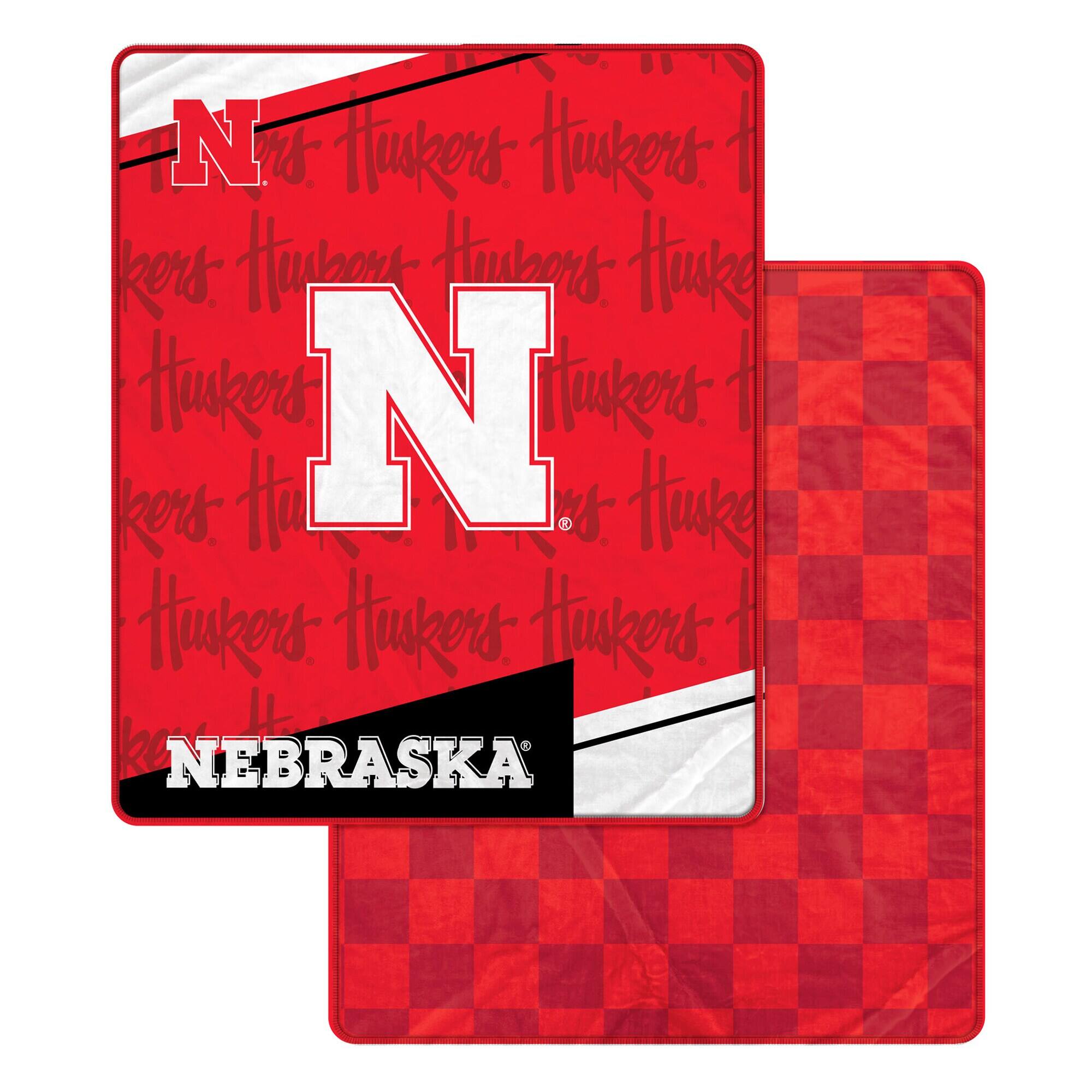 Pegasus - Nebraska Huskers 60" x 70" Diagonal Ghost Checkered Double-Sided Blanket - Multicolor