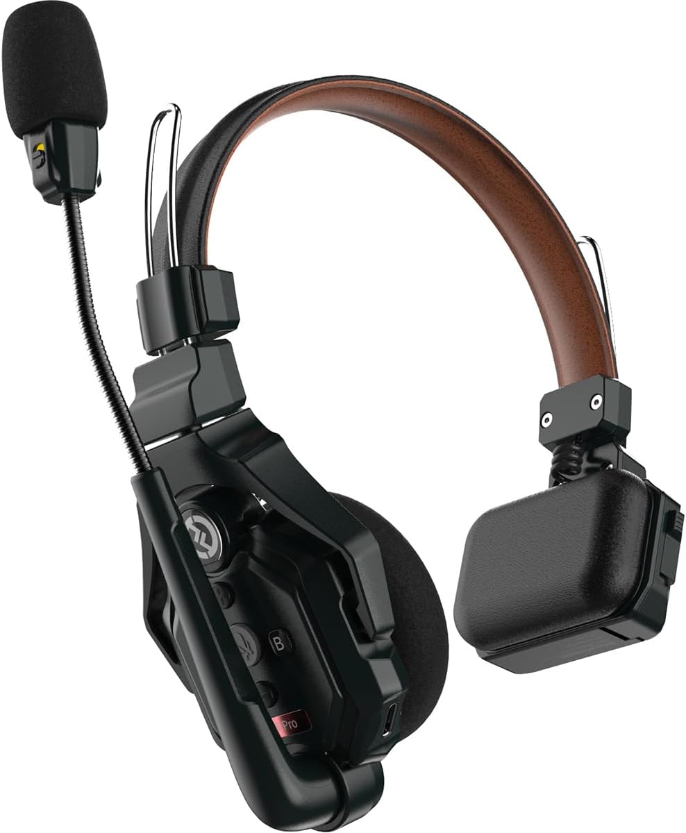 Angle. HOLLYLAND - Hollyland Solidcom C1 Pro-6S Full-Duplex ENC Wireless Intercom System with 6 Headsets - Black.