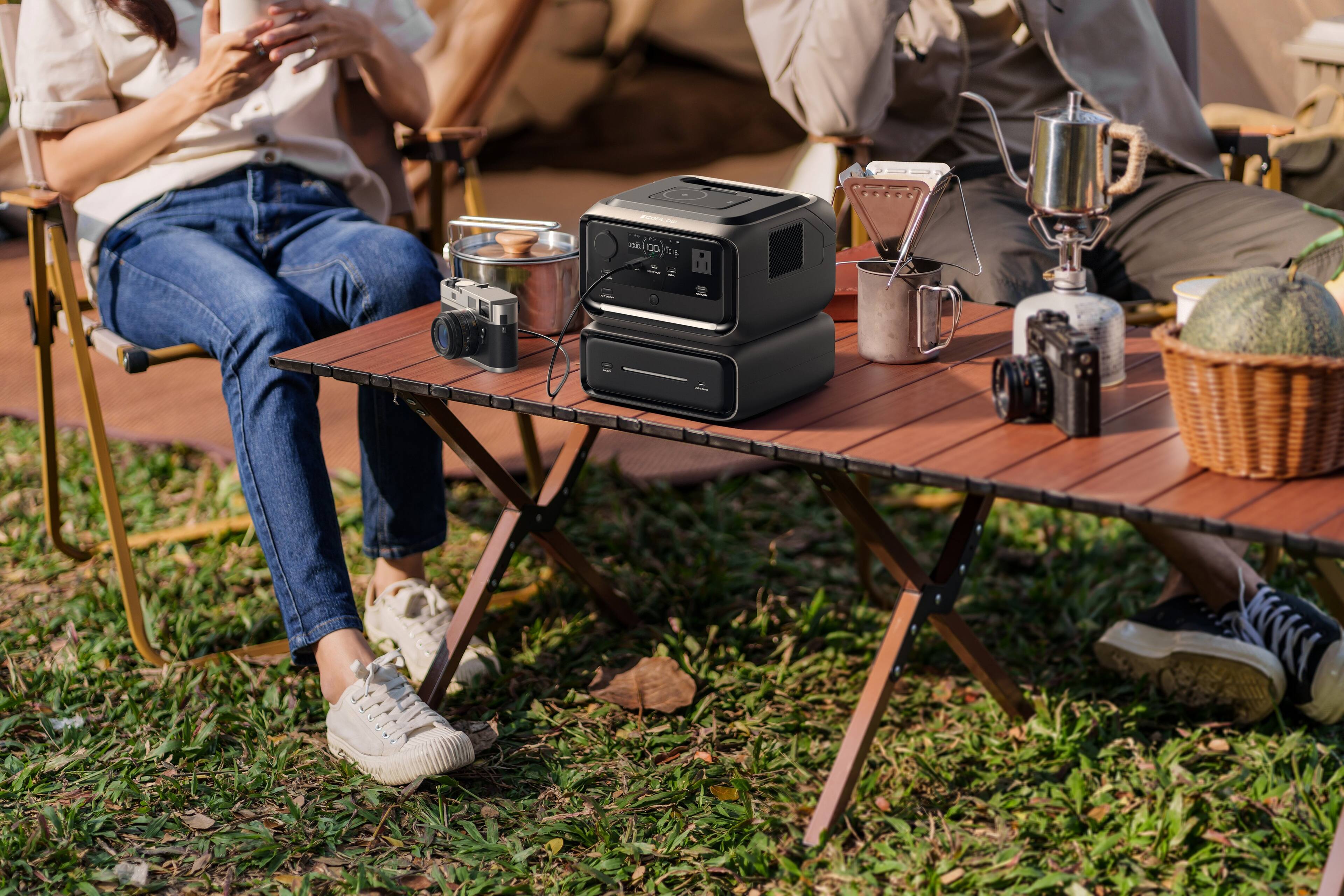 Alt View 1. EcoFlow - River 3 Max (Wireless) Portable 572Wh Capacity Power Station - Black.