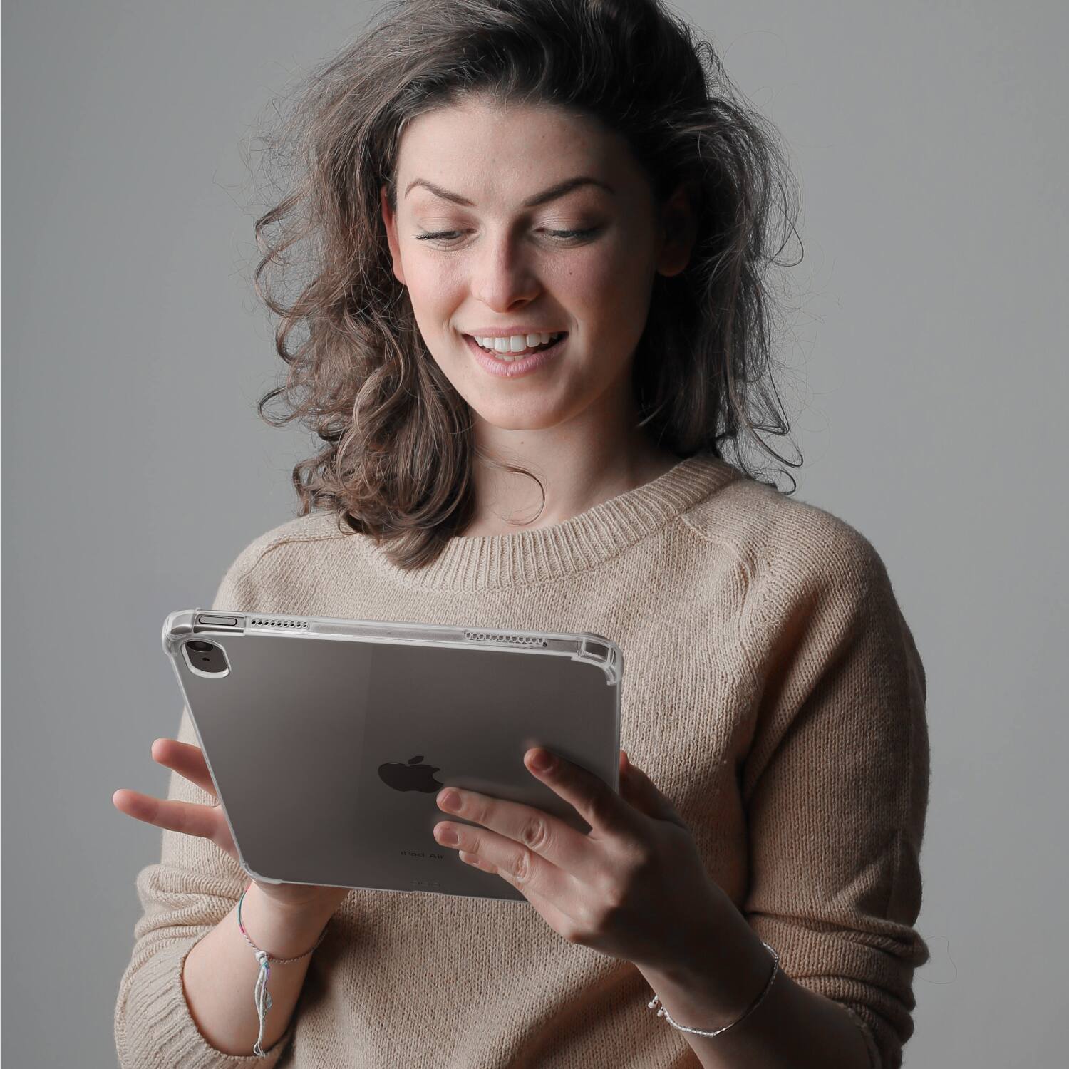 Angle. Vena - For Apple iPad A16 Case, iPad A16 10th/11th Case, TPU Crystal Clear Slim and Light, Cover for iPad A16 10.9" Clear - Clear.