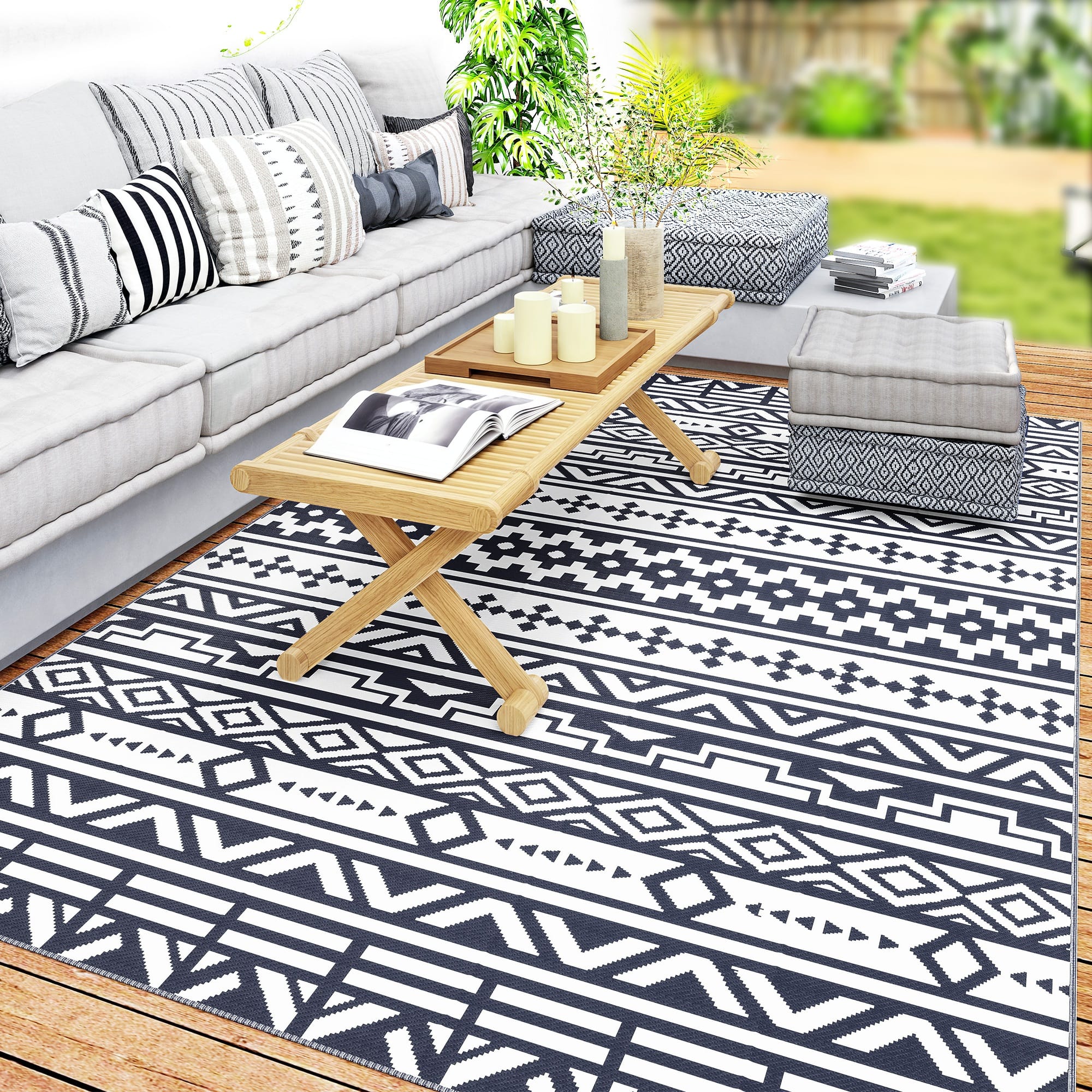 Outsunny - Outdoor Rug for Patio, 6' x 9' Waterproof Large Mat, Reversible Plastic Straw Rug for Décor - Blue and White Geometric Wall