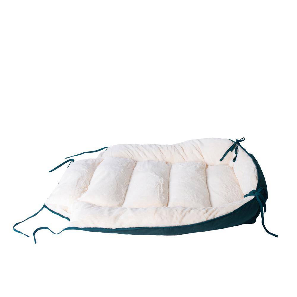 Alt View 6. Armarkat - Large Laurel Green and Ivory Pet Bed And Mat - Green.