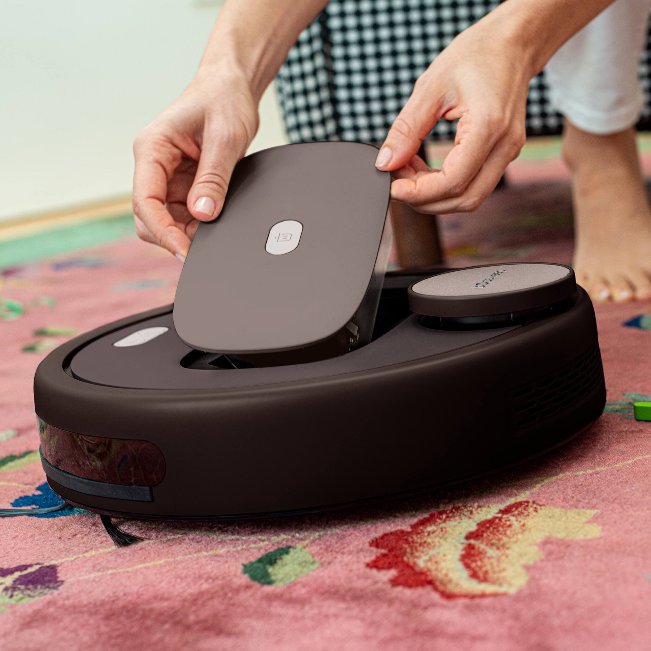 Alt View 18. bObsweep - PetHair Appetite Wi-Fi Connected Robot Vacuum and Mop - Coffee.