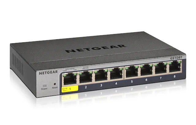 NETGEAR
GS108T
Both 1000M 10M 100M
NETGEAR Reset PoE-PD Power 1 Port 1
On-Link Blink-ACT 2 S
3 3
4 A
5 2
6 9
7
8 8