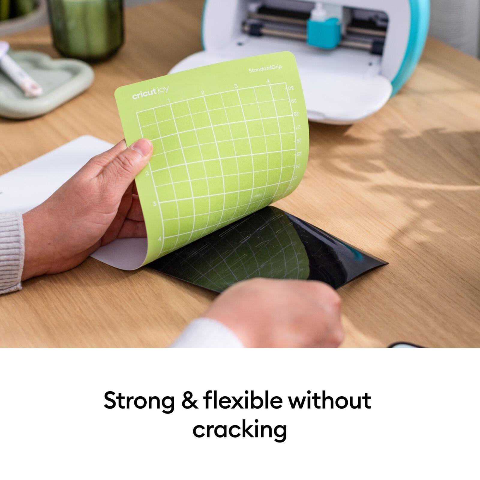 Cricut Joy  
StandardGrip  

Strong & flexible without cracking