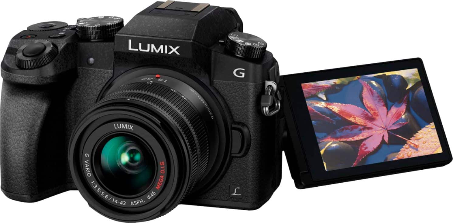 Alt View 11. Panasonic - LUMIX G7 Mirrorless 4K Photo Digital Camera Body with 14-42mm f3.5-5.6 II Lens - DMC-G7KK - Black.