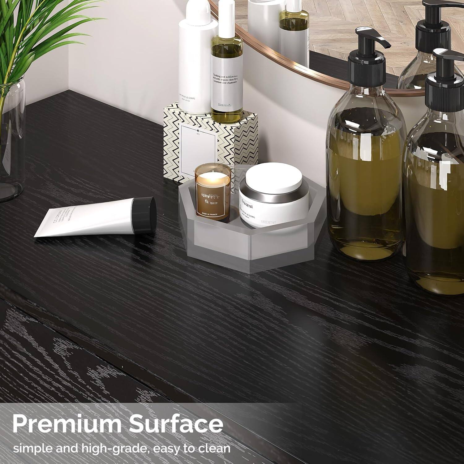 Premium Surface  
simple and high-grade, easy to clean