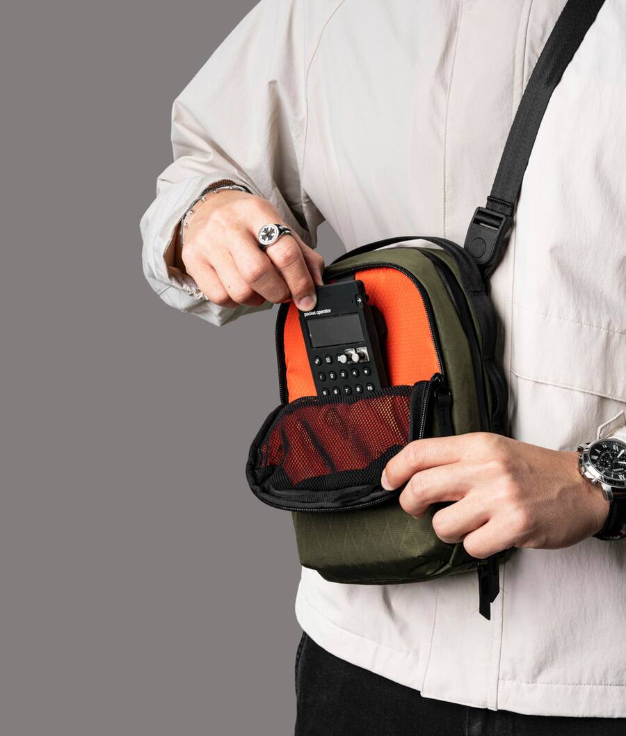 ALPAKA Sling Bag 3L for Men, Fits iPad mini/Nintendo Switch/Headphones ...