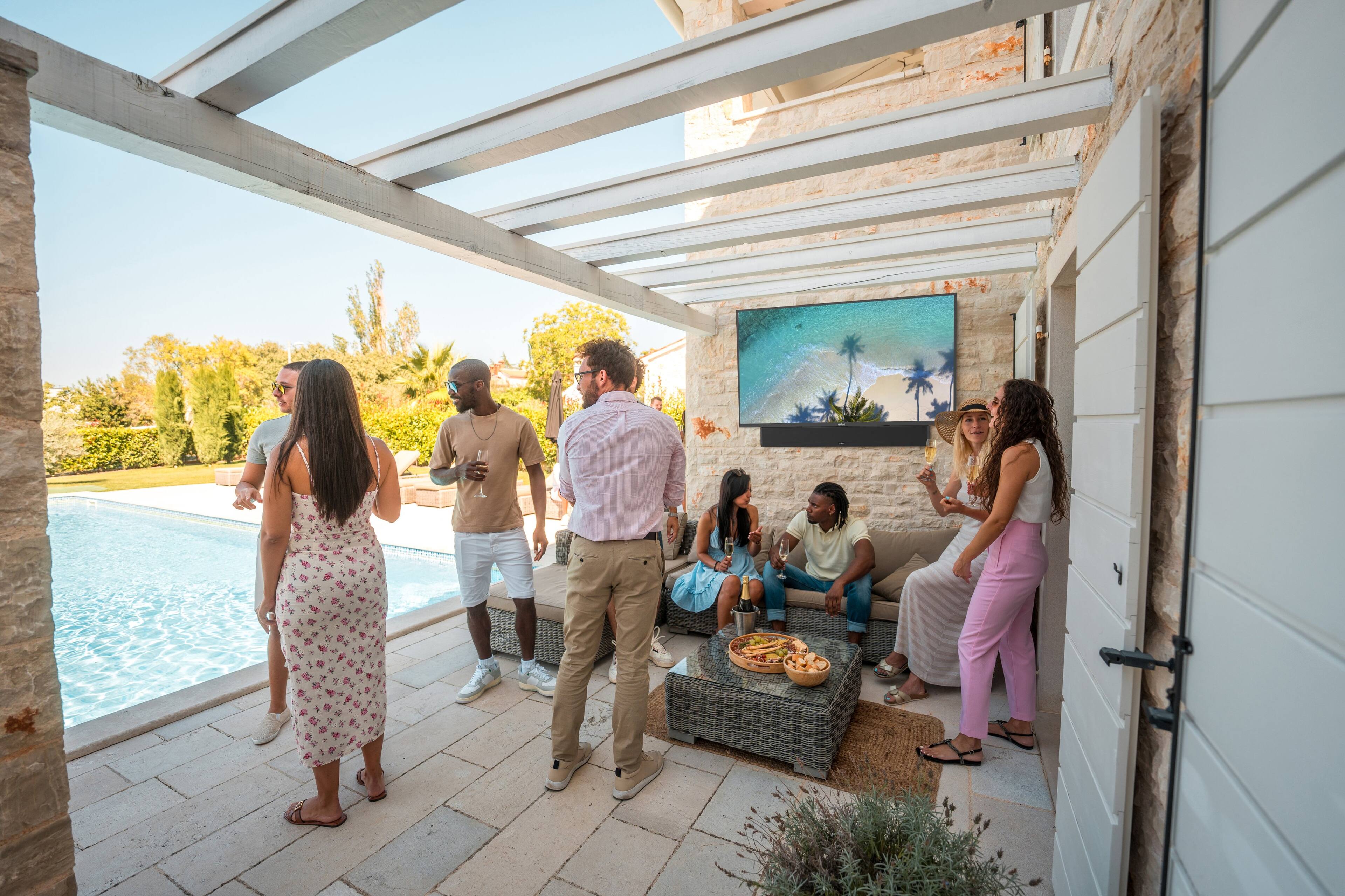 Alt View 6. Neptune - 75" Neptune Partial Sun 1000 Nits 4K Outdoor Smart TV (2026).