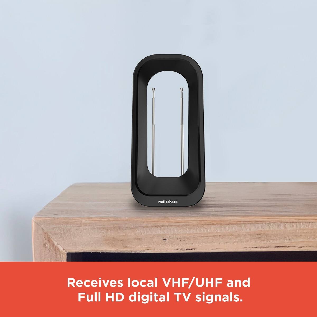 Receives local VHF/UHF and Full HD digital TV signals.