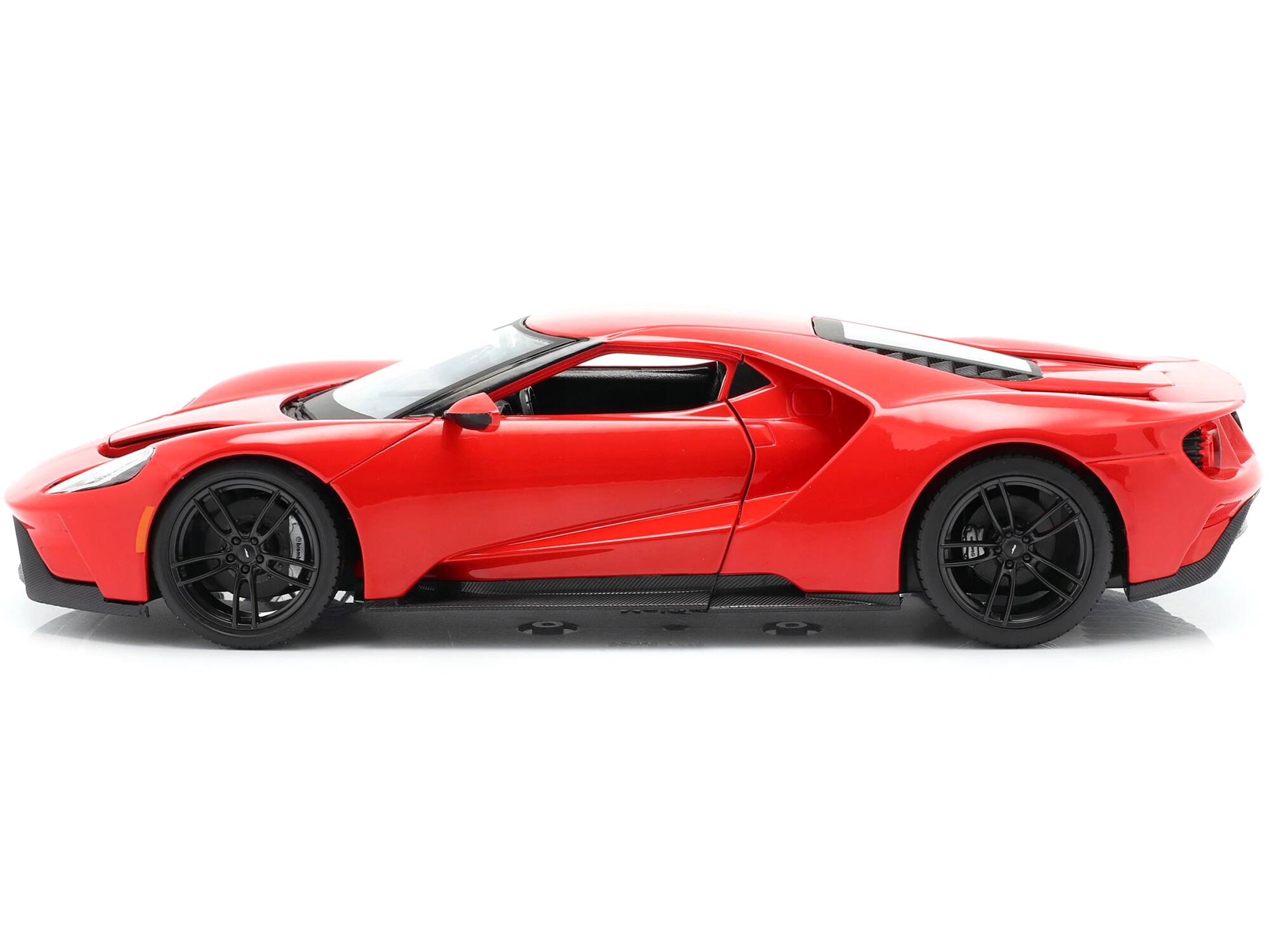 Alt View 2. Maisto - 2017 Ford GT Red with Black Wheels "Special Edition" 1/18 Diecast Model Car by Maisto.