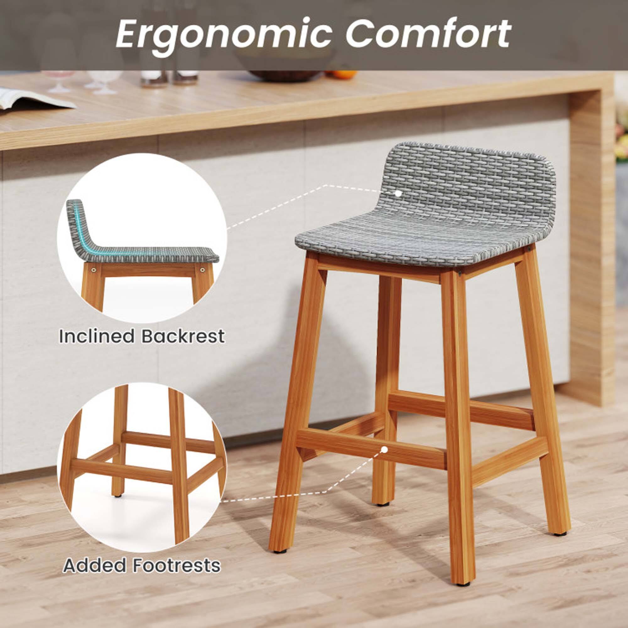 Ergonomic Comfort  
Inclined Backrest  
Added Footrests