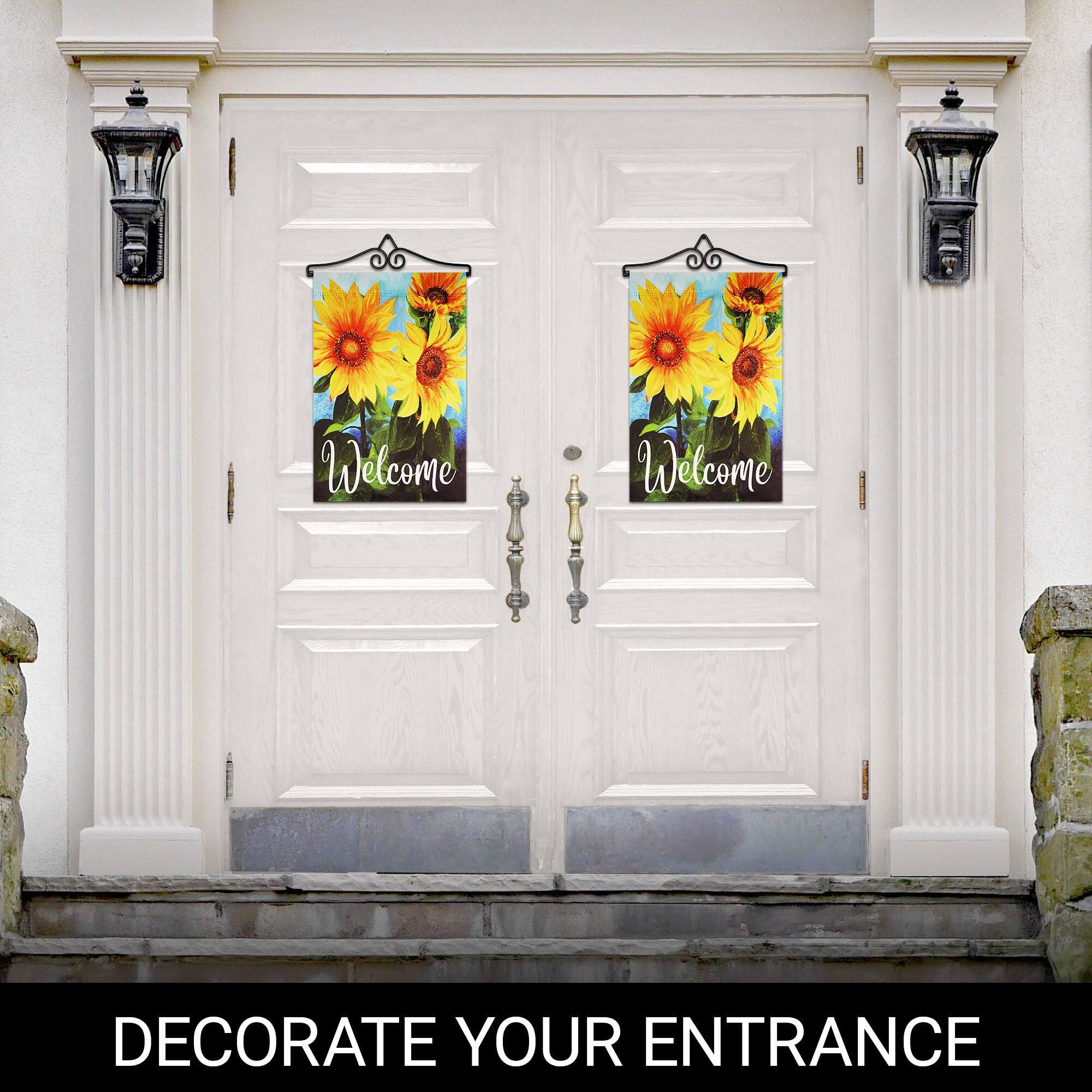 Welcome  
Welcome  

DECORATE YOUR ENTRANCE