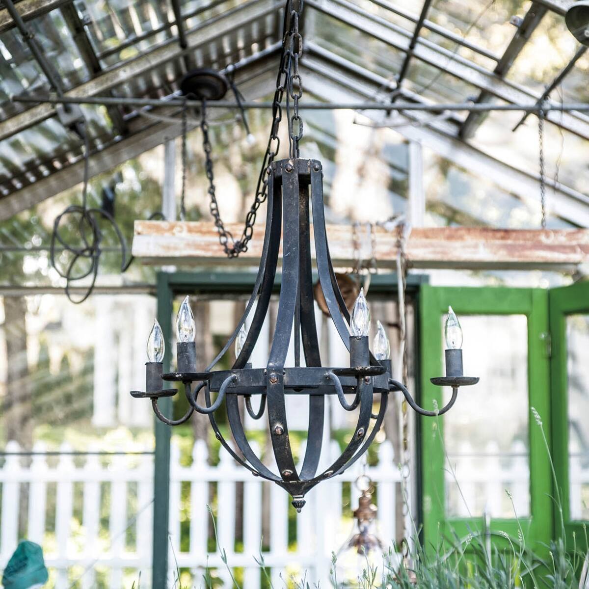 Back. Loheer - Loheer 6-Light Black Iron Chandelier with Adjustable Chain for Dining Room and Foyer.