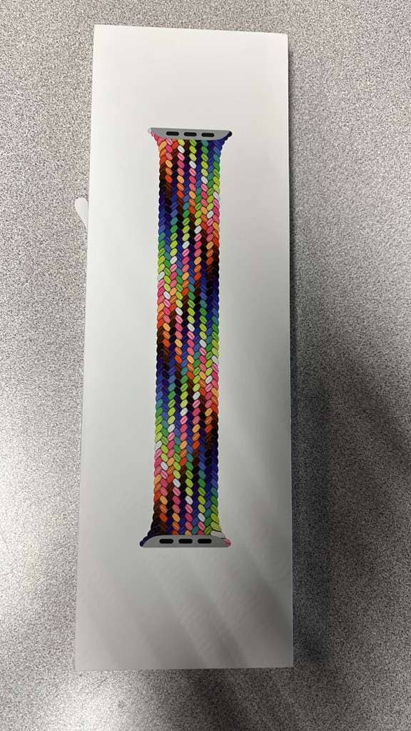 Apple - Watch Band BRAIDED SOLO LOOP 45MM WATCH BAND PRIDE EDITION MX473AM/A SZ 10 - Multicolor