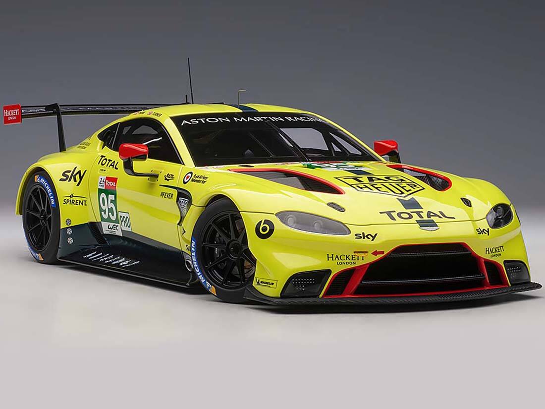 HACKETT - ASTON MARTIN RACING  
TOTAL  
sky 24  
TOTAL  
MICHELIN  
SPIRENT 95  
WEC PRO  
#FEVER  
TAG  
MICHELIN  
A 6  
RICHUN  
TAC  
REER  
TOTAL  
sky  
sky  
HACKETT  
HACKETT  
LONDON