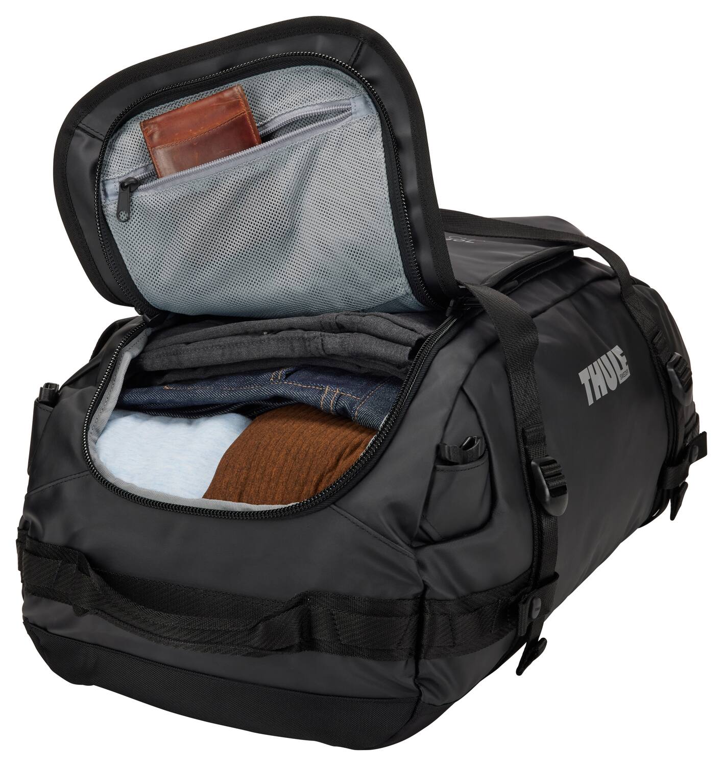 Left. Thule - Chasm 40L Duffle - Black.