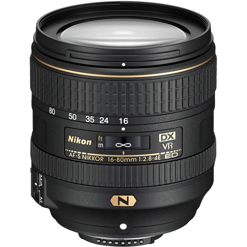 Nikon DX VR AF-S NIKKOR 16-80mm 1:2.8-4E ED  
80 50 35 24 16  
ft m  
MA M