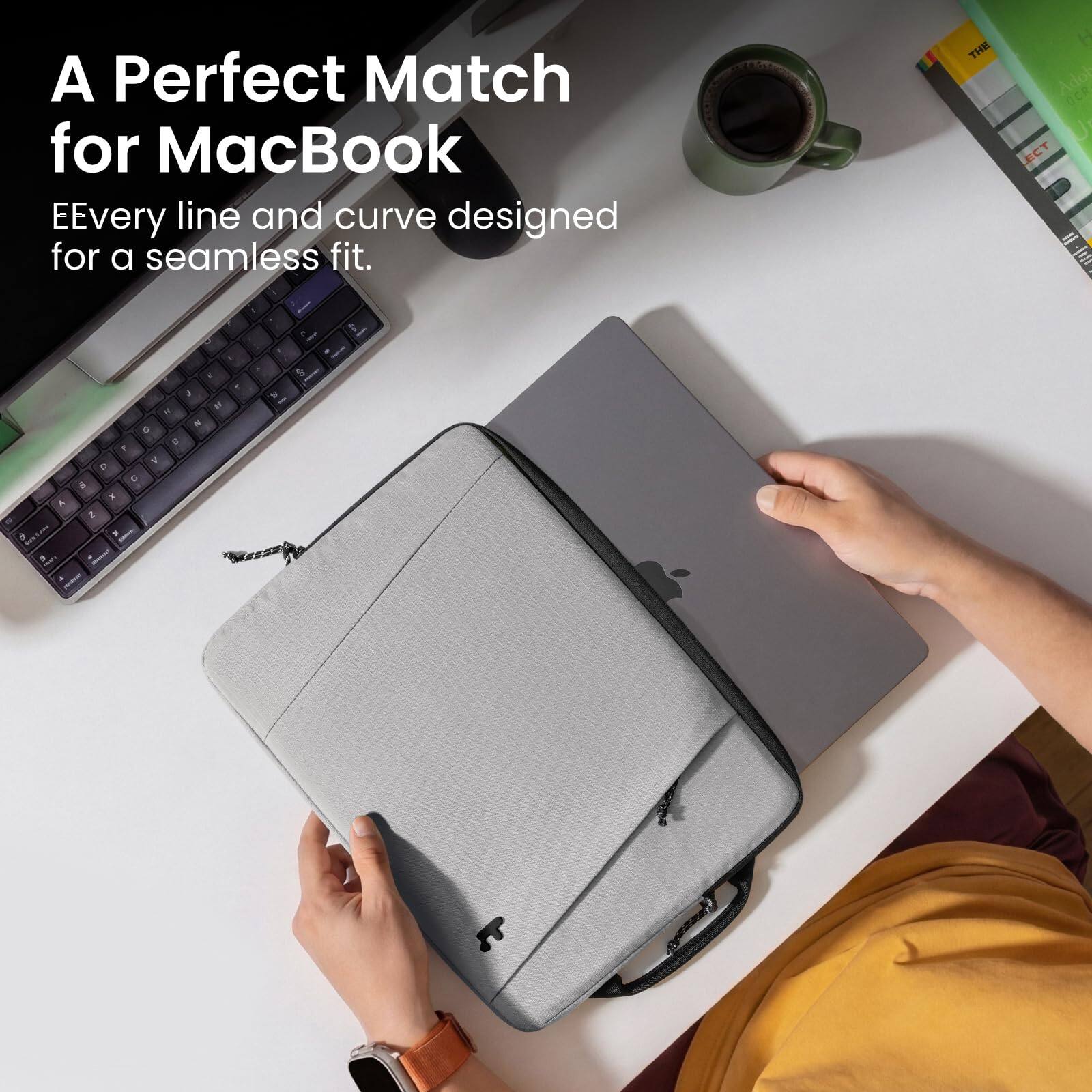 A Perfect Match for MacBook  
Every line and curve designed for a seamless fit.