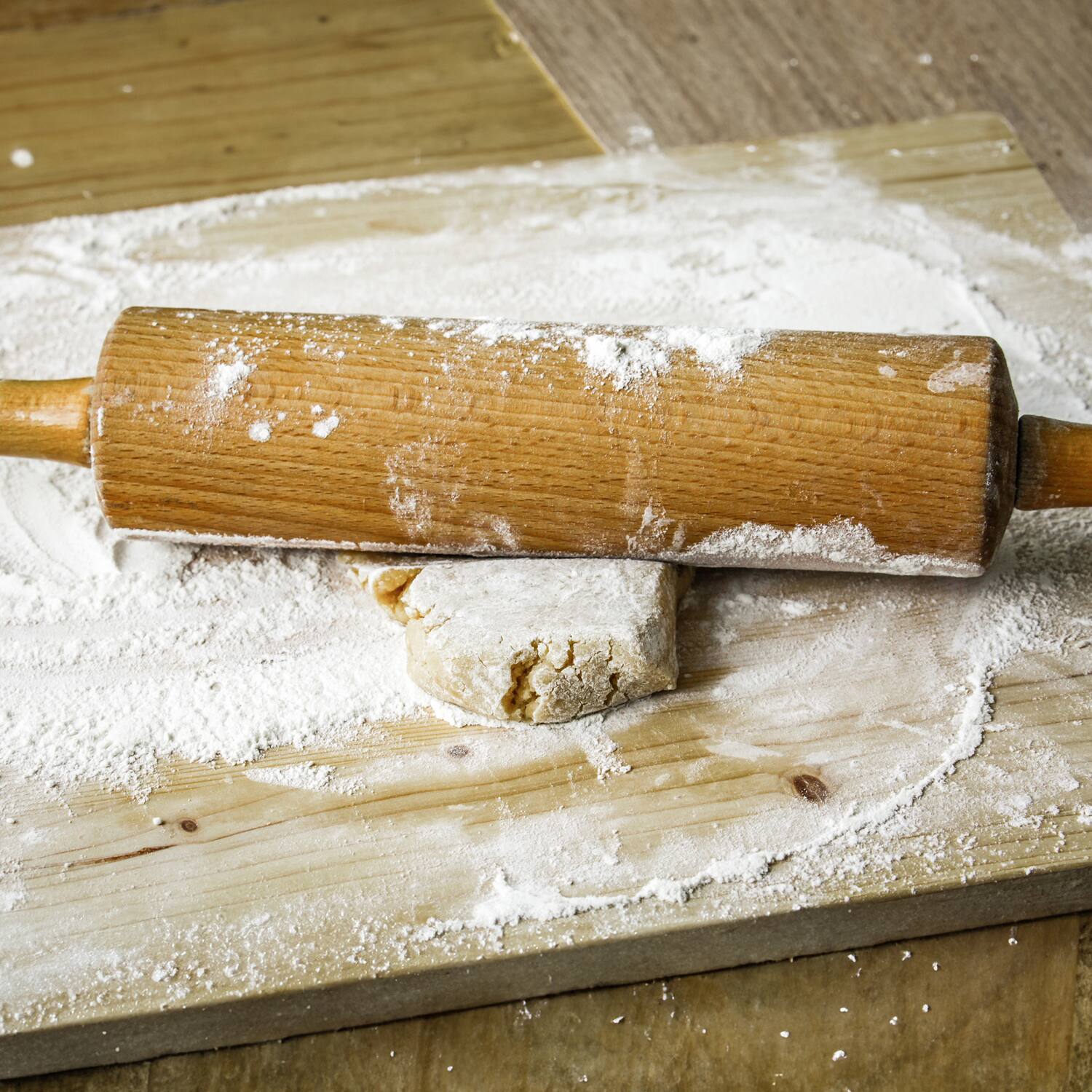 Angle. Better Houseware - Better Houseware 614 Wooden Rolling Pin With Nylon Bearings (medium) - brown.