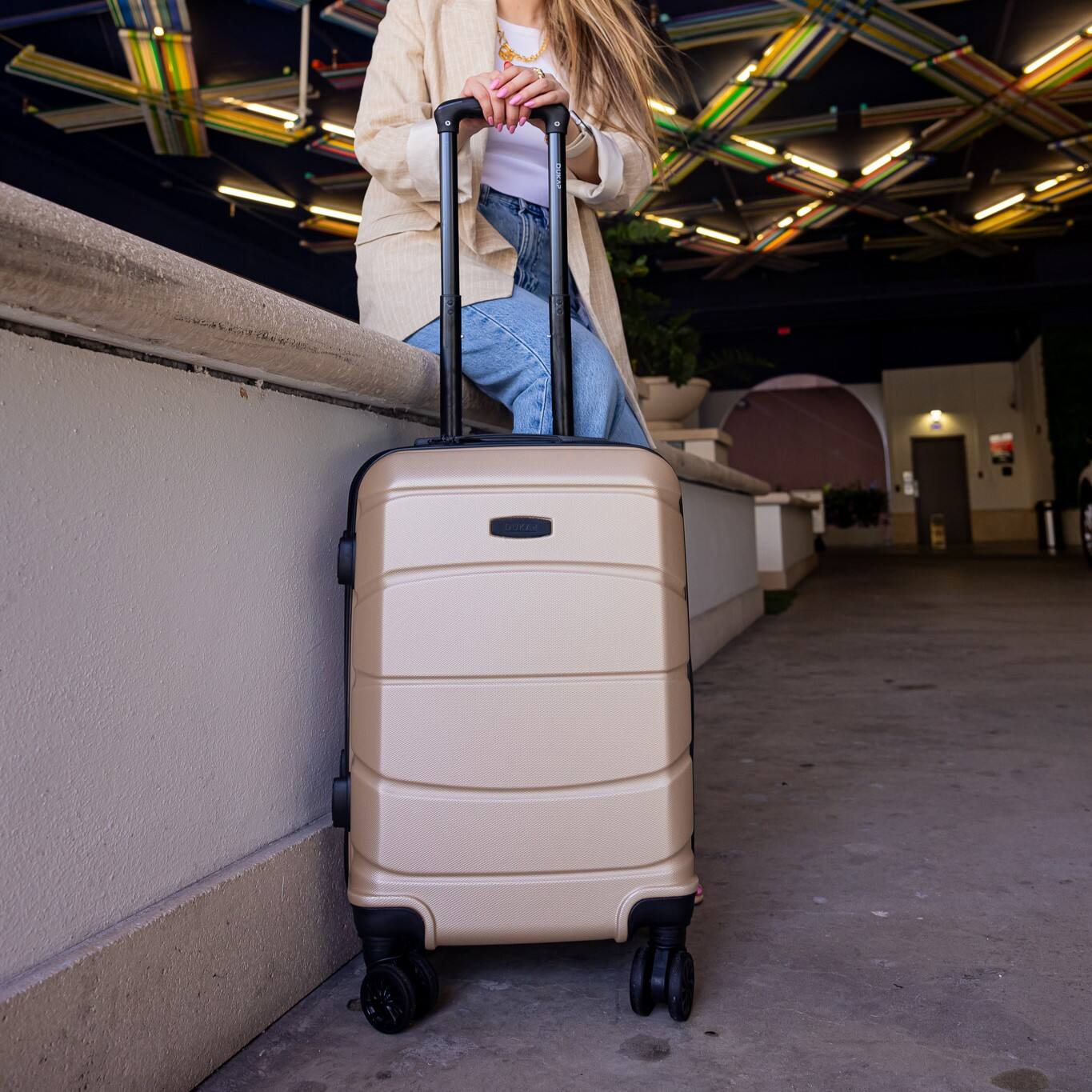 Back. DUKAP - Sense Lightweight Hardside Spinner Luggage 28" - CHAMPAGNE.
