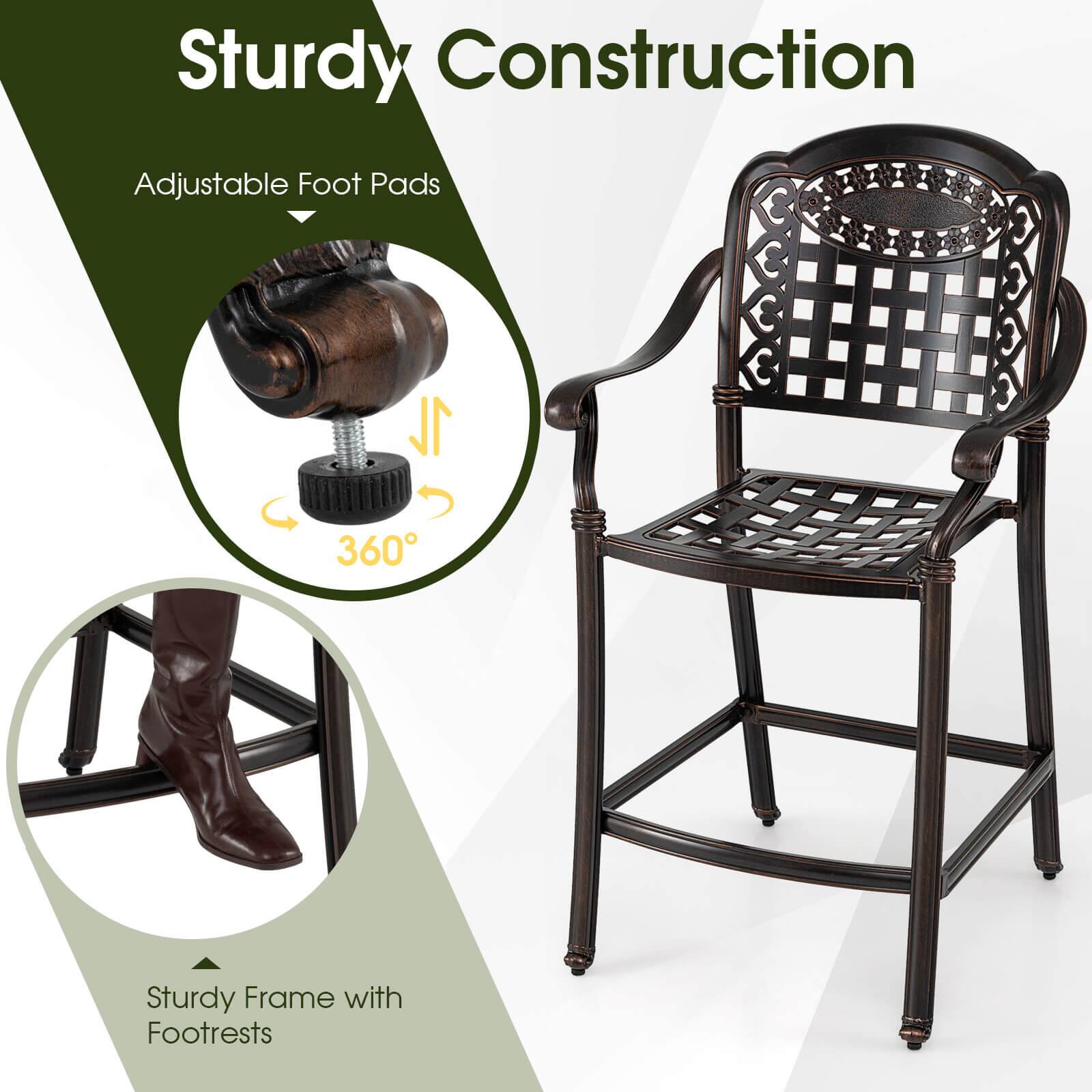 Sturdy Construction  
Adjustable Foot Pads  
360°  
Sturdy Frame with Footrests