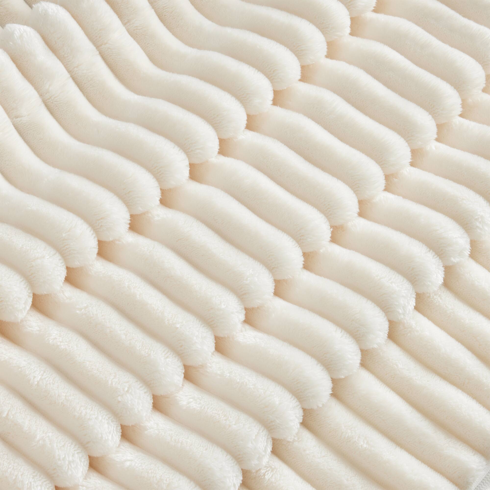 Angle. APRILSOUL - Koala Ottoman - Cream - Beige.