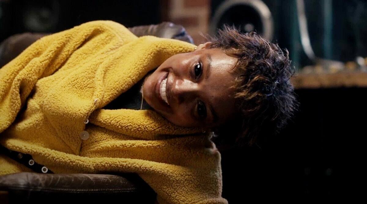 Alt View 1. Talk to Me   - 4K Blu-Ray.