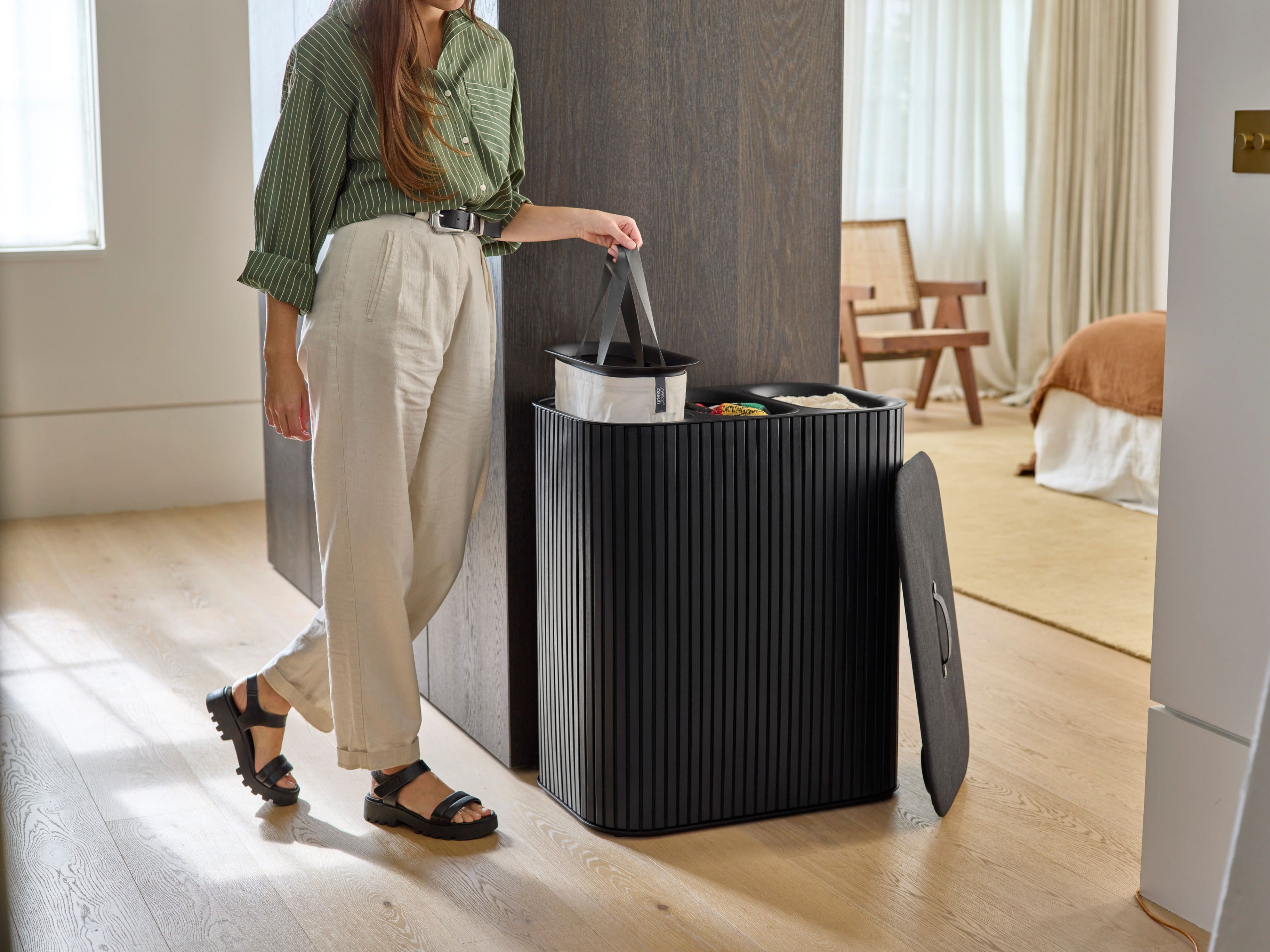Joseph Joseph Tota Trio Luxe 90 liter Bamboo Laundry Separation