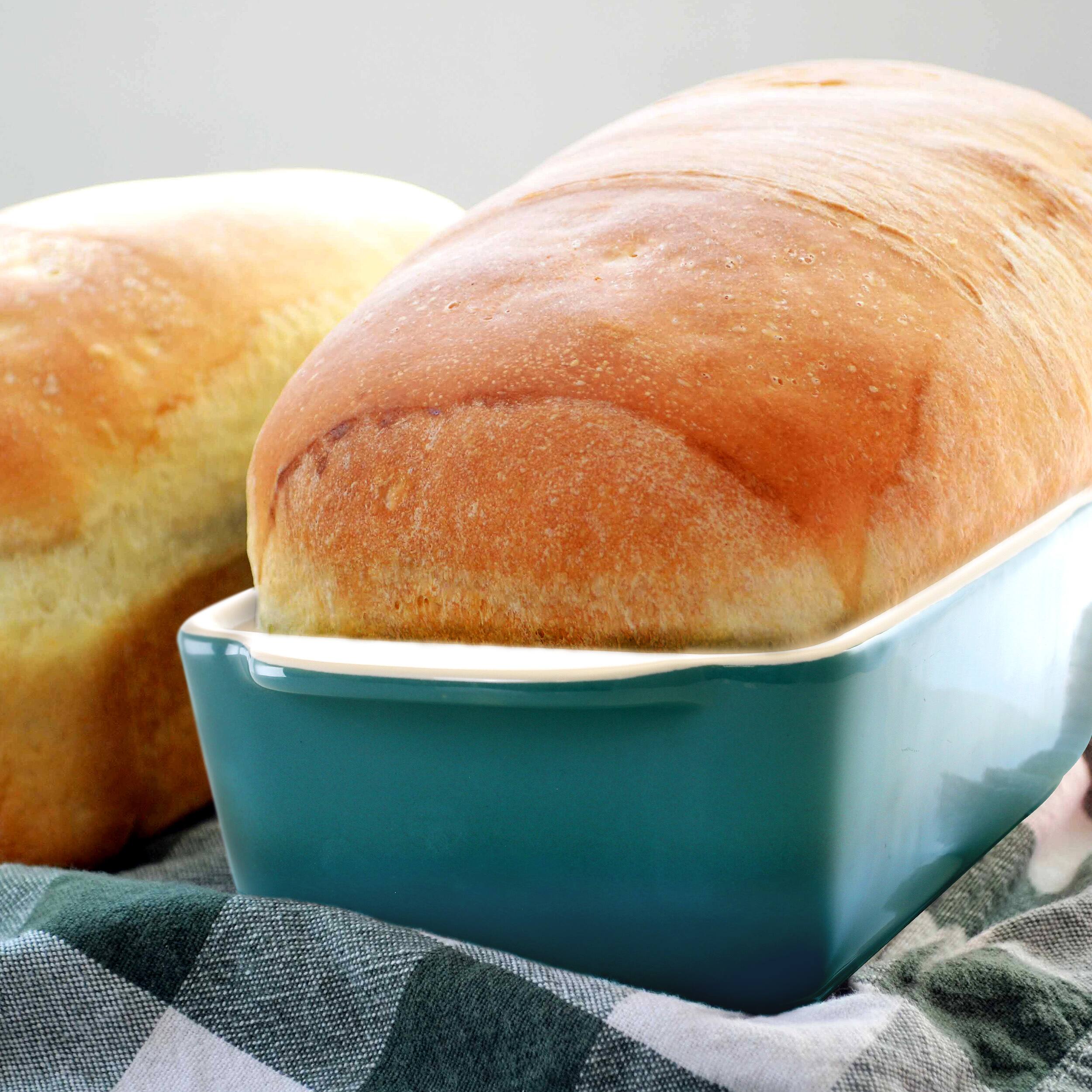 Alt View 4. Crock-Pot - Crock Pot Artisan 1.25 Quart Rectangular Stoneware Bake Pan in Gradient Teal - Gradient Teal.