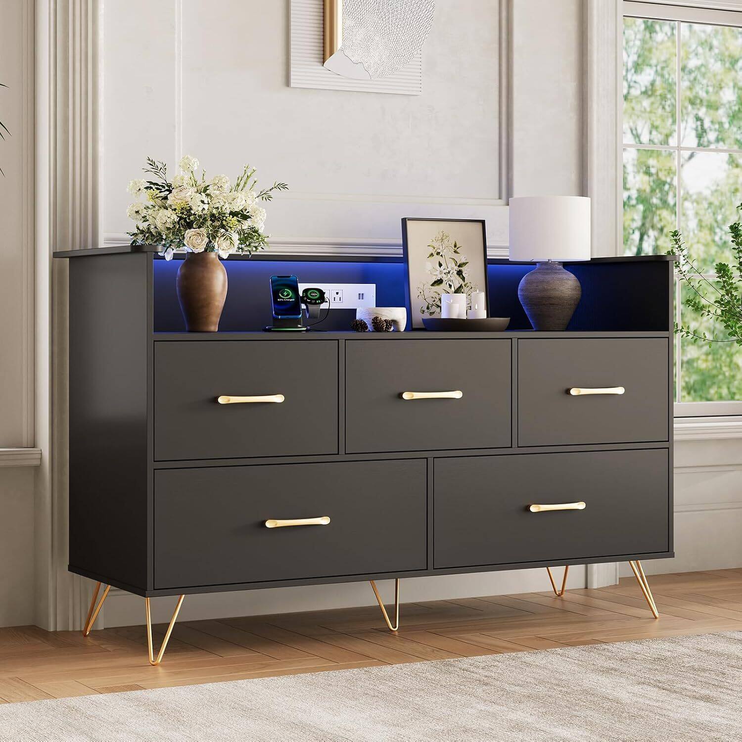 GARVEE - Dresser for Bedroom with 5 Drawers Led Lights, 47inch Wide Chest of Drawers with Charging Station - Black