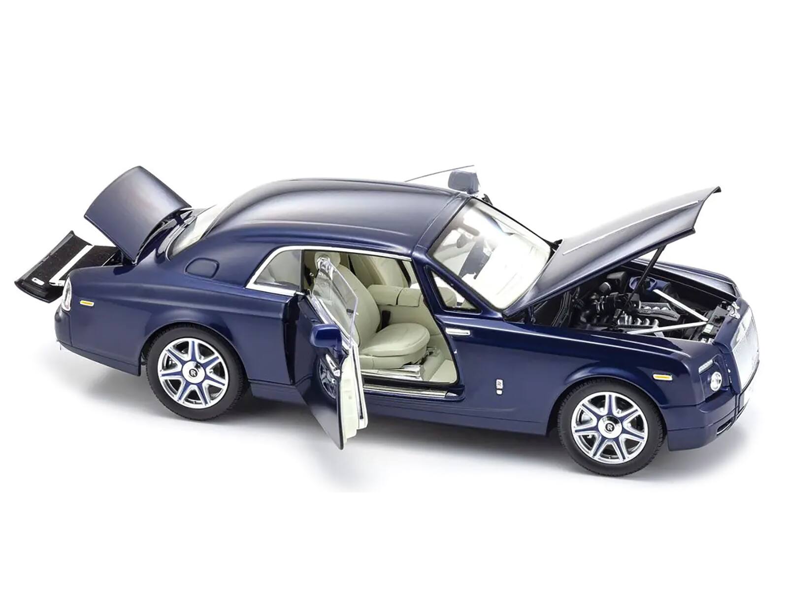 Angle. Kyosho - Rolls Royce Phantom Coupe Blue Metallic 1/18 Diecast Model Car by Kyosho - Blue Metallic.