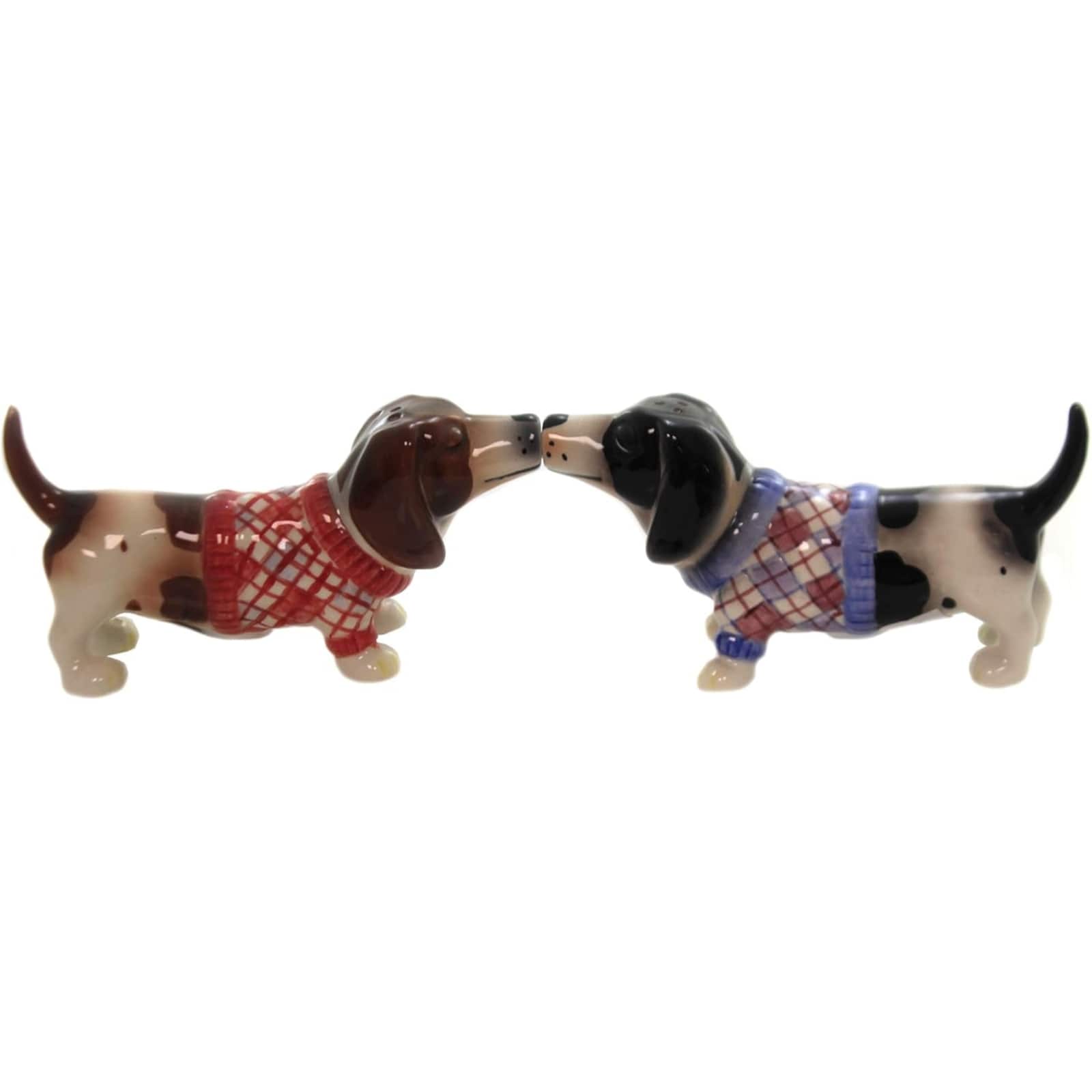 Pacific Trading - Nothing But a Hound Dog Ceramic Magnetic Salt and Pepper Shaker Set - Multicolor