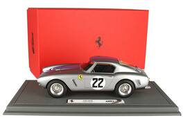 Ferrari 250 SWB #22 "24 Hours of Le Mans" (1960) with DISPLAY CASE Limited Edition to 96 pieces 1/18 Model Car by BBR