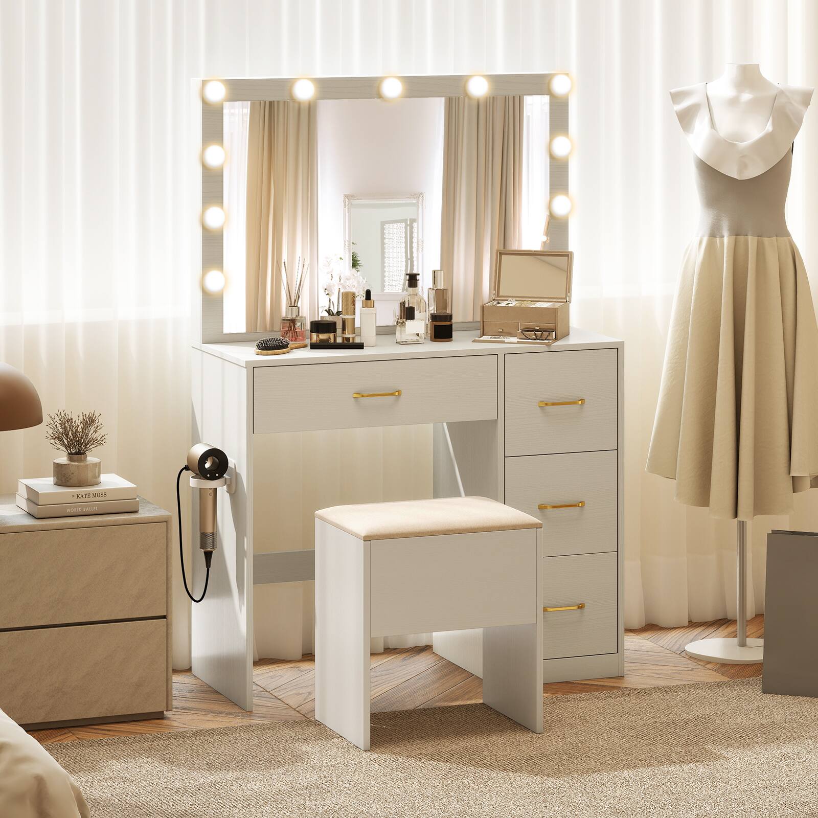 The text in the image reads:

"KATE MOSS
THE BEAUTY BOOK"