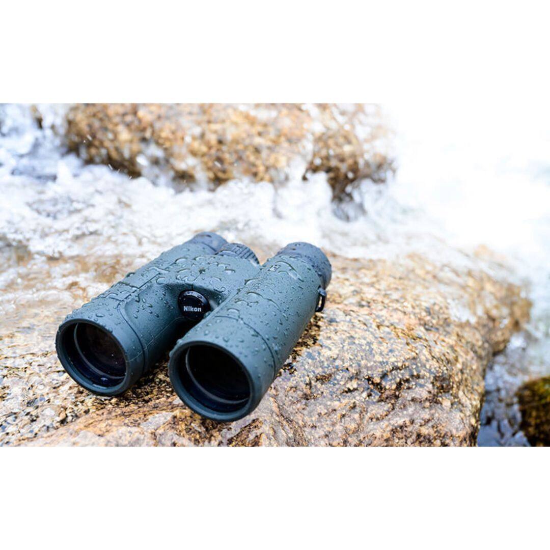 Left. Nikon - Nikon Prostaff P7 8X42 Waterproof Fogproof Binoculars, Black (Renewed).