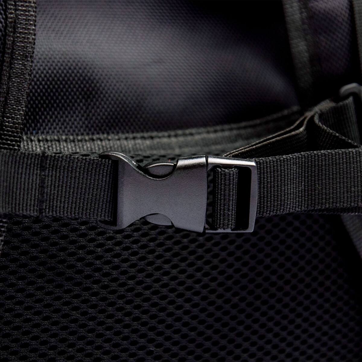 Alt View 6. RadioShack - RadioShack Multifunction2- 15.6" Laptop backpack 2606013 - Black.