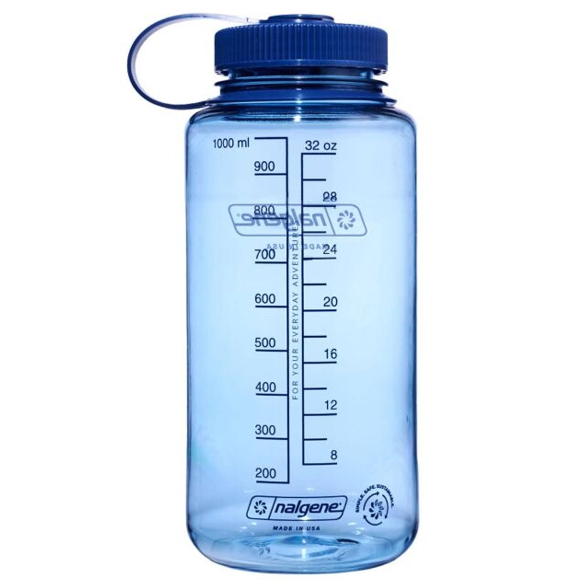 1000 ml  
32 oz  

900  
800  
700  
600  
500  
400  
300  
200  

Nalgene  
MADE IN USA  

ADVENTURE EVERYDAY  
FOR YOUR ADVENTURE  

28  
24  
20  
16  
12  
8  

Nalgene